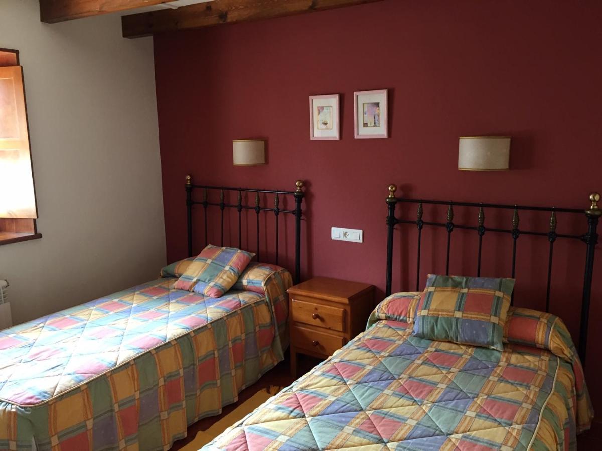 Apartamentos El Cueto De Los Collado Villanueva de Pria Dış mekan fotoğraf