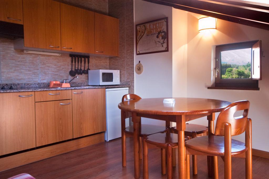 Apartamentos El Cueto De Los Collado Villanueva de Pria Dış mekan fotoğraf