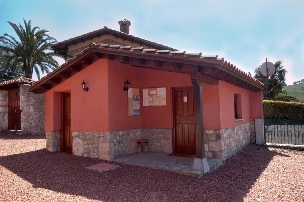 Apartamentos El Cueto De Los Collado Villanueva de Pria Dış mekan fotoğraf